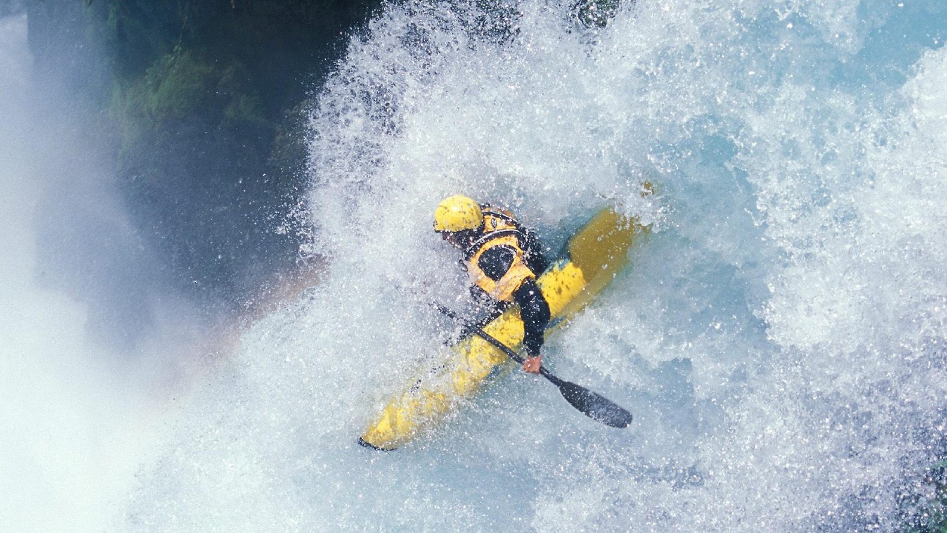 张雨霏水球训练提升体能，张雨菲训练视频